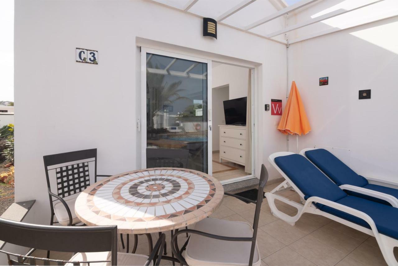 Charco Del Palo Bungalows ภายนอก รูปภาพ