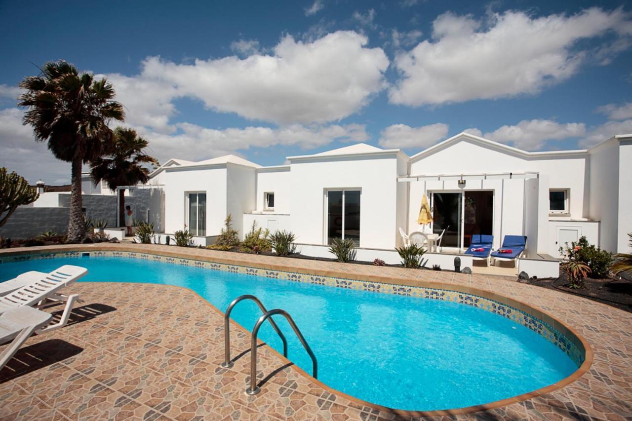 Charco Del Palo Bungalows ภายนอก รูปภาพ